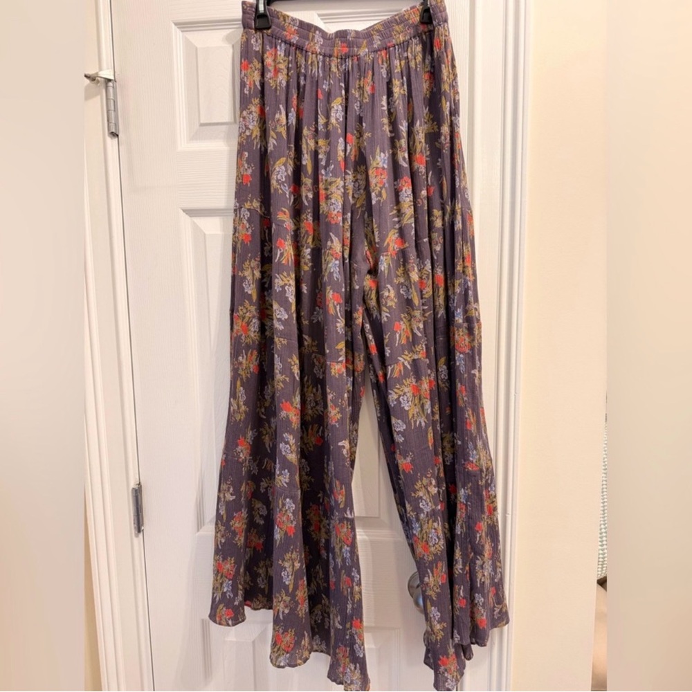 Free People Floral Wide-Leg Pants in Dusty Purple sz M